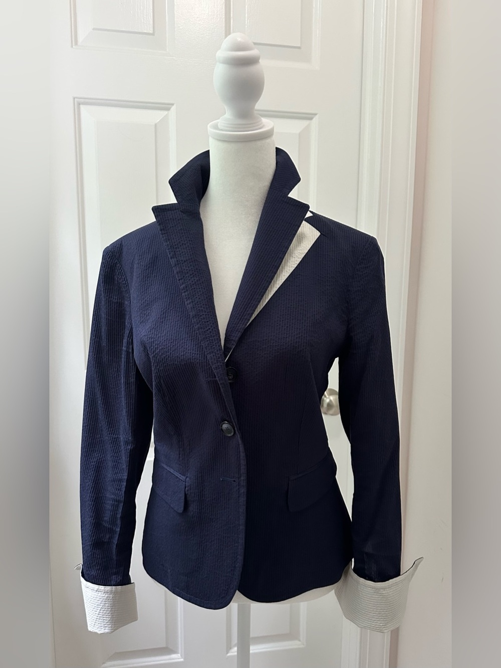 Fabrizio Lenzi Navy, Taylored Blazer, White Cuffs
